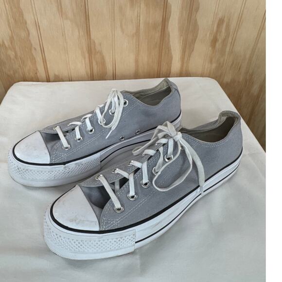 Converse Chuck Taylor All Star Lift Ox Platforms Sneakers Wolf Grey Women's 10 - Picture 2 of 8